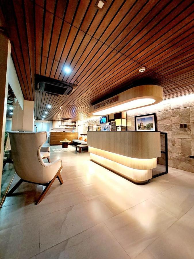 Chambre Hotel Mactan Lapu-Lapu City Eksteriør bilde